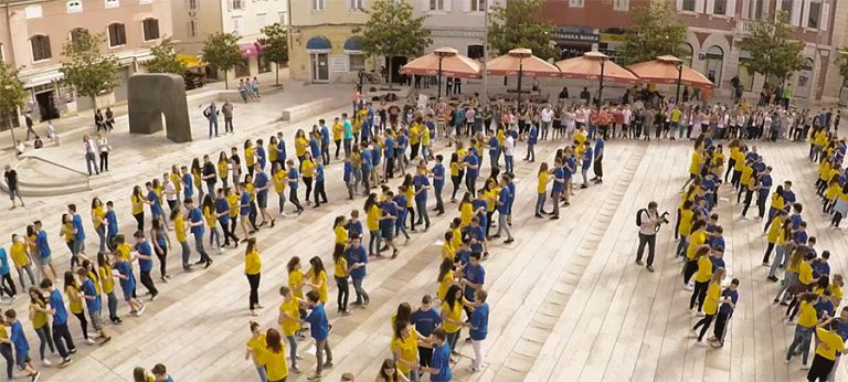Rasplesani razredi 2015 – video