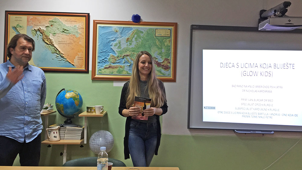 Ovisnost o tehnologiji i „djeca s licima koja sjaje – glow kids“