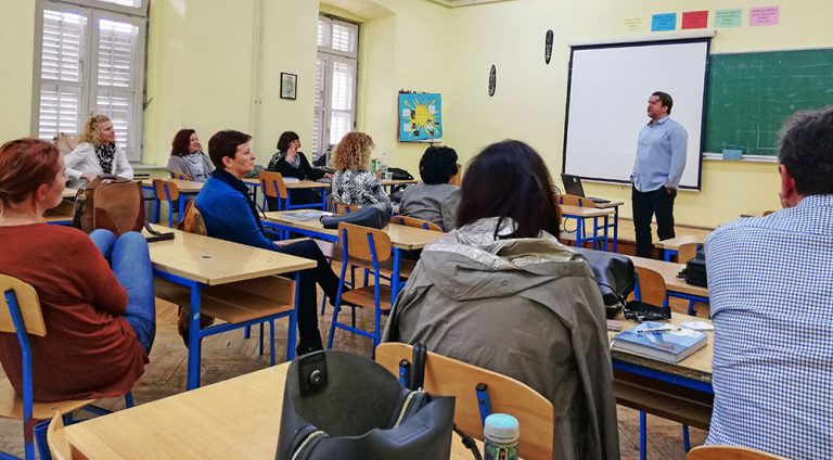 Ovisnost o tehnologiji i digitalizacija škola!